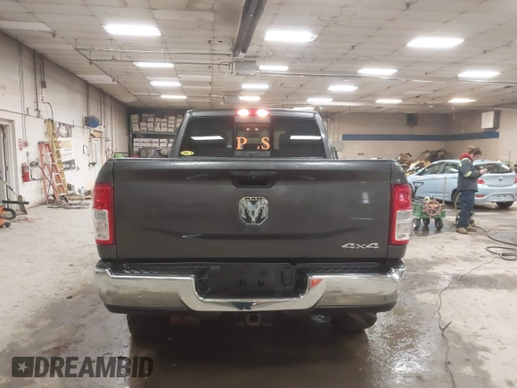 2021 Ram 2500 Tradesman с VIN 3C6UR5CJ3MG681322, выставлен на аукционе IAAI как лот 41876099 с пробегом 95 226 миль миль и . История ставок и продаж доступна на DreamBid. Изображение 16.
