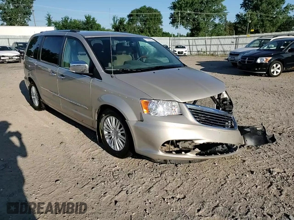 2014 Chrysler Town & Country Limited with VIN 2C4RC1GG3ER251812, listed as a Copart auction lot 61462694 with 99,992 mi miles and Salvage Title. Bid and sale history available at DreamBid. Image 11.