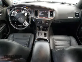 2011 Dodge Charger RT Max with VIN 2B3CM5CT9BH572611, listed as a Copart auction lot 73457004 with 100,411 mi miles and Non Repairable. Bid and sale history available at carsss.com. Image 8.