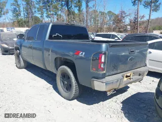 2007 Chevrolet Silverado 1500 LTZ with VIN 2GCEK19J871672873, listed as a IAAI auction lot 41703774 with 377,014 mi miles. Bid and sale history available at carsss.com. Image 3.