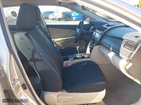 2014 Toyota Camry Hybrid LE with VIN 4T1BD1FK8EU097505, listed as a IAAI auction lot 38159878 with 379,573 mi miles. Bid and sale history available at carsss.com. Image 5.