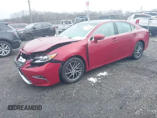 2018 Lexus ES with VIN 58ABK1GG5JU084441, listed as a IAAI auction lot 41516212 with 70,653 mi miles. Bid and sale history available at carsss.com. Image 2.