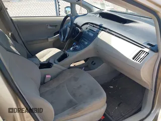 2011 Toyota Prius I z VIN JTDKN3DU5B1366459, wystawiony jako IAAI lot #42247607 z przebiegiem 150 700 mil mil oraz . Historia ofert i sprzedaży dostępna na DreamBid. Obrazek 5.