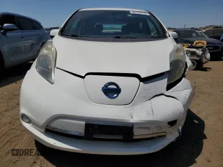 2013 Nissan LEAF SL with VIN 1N4AZ0CP2DC414815, listed as a Copart auction lot 60162715 with 81,919 mi miles and Salvage title. Bid and sale history available at DreamBid. Image 5.