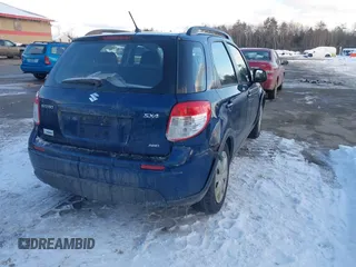 2011 Suzuki SX4 Crossover with VIN JS2YB5A36B6303972, listed as a IAAI auction lot 41528374 with 1 mi miles. Bid and sale history available at carsss.com. Image 4.