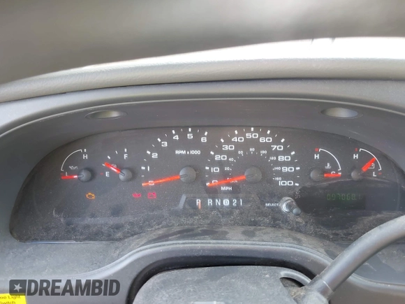 2008 Ford Econoline Cargo Commercial with VIN 1FTNS24W48DB56945, listed as a IAAI auction lot 42520468 with 97,068 mi miles and . Bid and sale history available at DreamBid. Image 7.