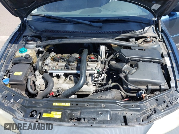 2005 Volvo XC70 with VIN YV1SZ592X51201853, listed as a IAAI auction lot 41655136 with 151,203 mi miles and . Bid and sale history available at DreamBid. Image 10.