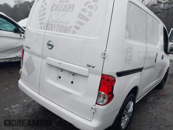 2017 Nissan NV200 Compact Cargo S with VIN 3N6CM0KN1HK715381, listed as a IAAI auction lot 41523154 with 150,448 mi miles. Bid and sale history available at carsss.com. Image 4.