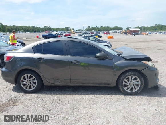 2012 Mazda 3 i Touring z VIN JM1BL1V75C1555049, wystawiony jako IAAI lot #42541766 z przebiegiem 236 988 mil mil oraz . Historia ofert i sprzedaży dostępna na DreamBid. Obrazek 13.