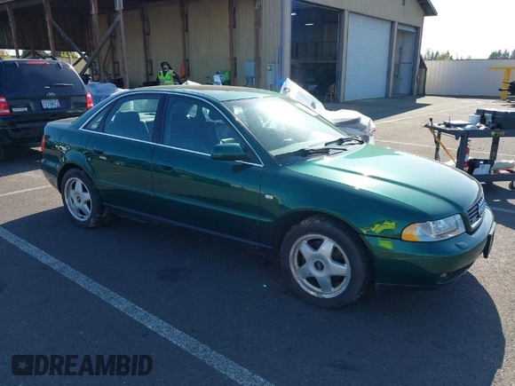 2001 Audi A4 с VIN WAUDH68DX1A084213, выставлен на аукционе IAAI как лот 42056884 с пробегом 80 612 миль миль и . История ставок и продаж доступна на DreamBid. Изображение 1.