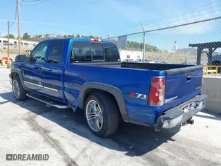 2003 Chevrolet Silverado 1500 LT with VIN 1GCEK19T83E128013, listed as a IAAI auction lot 41765827 with 195,646 mi miles. Bid and sale history available at carsss.com. Image 3.