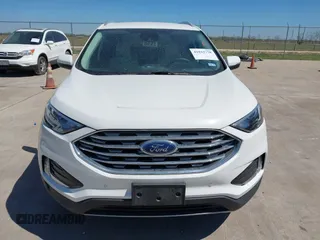 2024 Ford Edge Titanium z VIN 2FMPK4K98RBA75080, wystawiony jako IAAI lot #41843758 z przebiegiem 8687 mil mil oraz . Historia ofert i sprzedaży dostępna na DreamBid. Obrazek 12.