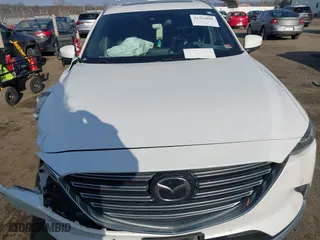2018 Mazda CX-9 Grand Touring with VIN JM3TCBDYXJ0208654, listed as a IAAI auction lot 41410805 with 117,761 mi miles. Bid and sale history available at carsss.com. Image 12.