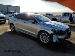 2019 Ford Fusion SE with VIN 3FA6P0HD4KR251223, listed as a Copart auction lot 42451445 with 37,710 mi miles and Salvage Title. Bid and sale history available at carsss.com. Image 4.