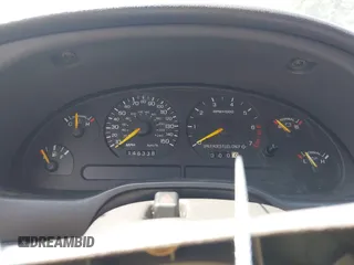1994 Ford Mustang GT z VIN 1FALP42T0RF155834, wystawiony jako IAAI lot #42698515 z przebiegiem 146 338 mil mil oraz . Historia ofert i sprzedaży dostępna na DreamBid. Obrazek 7.