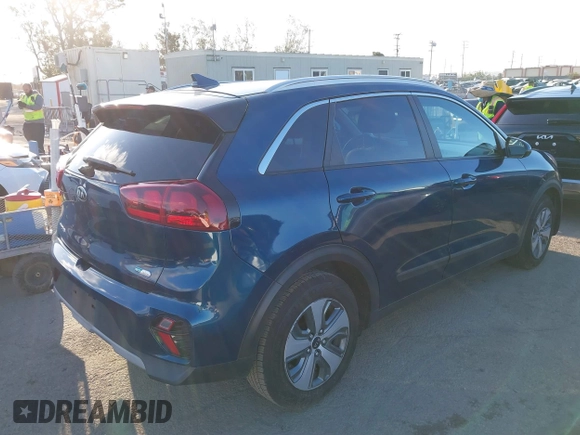 2021 Kia Niro LX with VIN KNDCB3LC4M5471852, listed as a IAAI auction lot 41707597 with 163,144 mi miles. Bid and sale history available at carsss.com. Image 4.