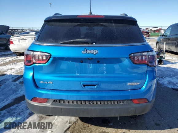 2018 Jeep Compass Altitude with VIN 3C4NJDBB9JT470749, listed as a Copart auction lot 88246215 with 172,707 mi miles and Salvage Title. Bid and sale history available at carsss.com. Image 6.