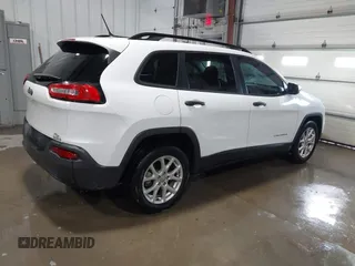 2016 Jeep Cherokee Sport z VIN 1C4PJLAB2GW291282, wystawiony jako IAAI lot #41579554 z przebiegiem 121 590 mil mil oraz . Historia ofert i sprzedaży dostępna na DreamBid. Obrazek 4.