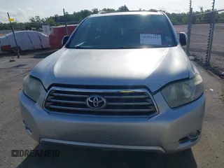 2010 Toyota Highlander Limited with VIN 5TDYK3EH1AS011780, listed as a IAAI auction lot 42452423 with 219,369 mi miles and . Bid and sale history available at DreamBid. Image 6.