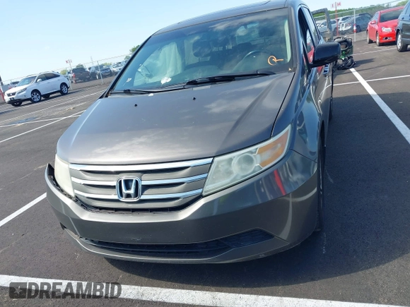 2011 Honda Odyssey EX-L with VIN 5FNRL5H62BB058765, listed as a IAAI auction lot 42017802 with 178,512 mi miles and . Bid and sale history available at carsss.com. Image 12.