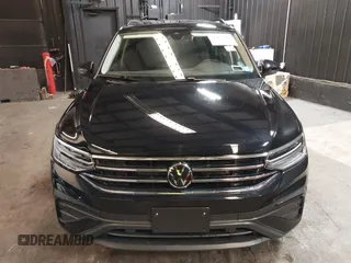 2024 Volkswagen Tiguan S with VIN 3VVFB7AX2RM134769, listed as a IAAI auction lot 42462792 with 1,733 mi miles and . Bid and sale history available at DreamBid. Image 12.