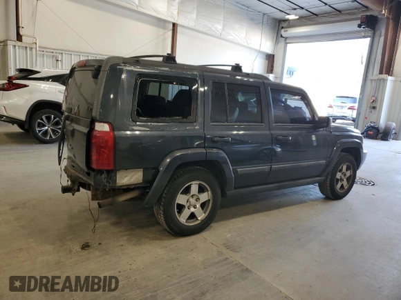 2008 Jeep Commander Sport with VIN 1J8HG48K88C180262, listed as a Copart auction lot 72258764 with 177,313 mi miles and Non Repairable. Bid and sale history available at carsss.com. Image 3.