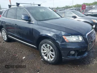 2014 Audi Q5 Premium z VIN WA1CFAFP8EA064255, wystawiony jako IAAI lot #42157311 z przebiegiem 179 537 mil mil oraz . Historia ofert i sprzedaży dostępna na DreamBid. Obrazek 1.