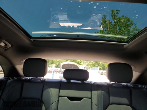 2017 Porsche Macan z VIN WP1AA2A51HLB02455, wystawiony jako Copart lot #65446845 z przebiegiem 74 195 mil mil oraz Szkoda całkowita • Salvage title. Historia ofert i sprzedaży dostępna na DreamBid. Obrazek 10.