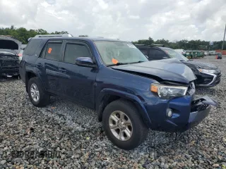 2017 Toyota 4Runner SR5 with VIN JTEZU5JR5H5161766, listed as a Copart auction lot 61364105 with 90,959 mi miles and Salvage title. Bid and sale history available at DreamBid. Image 4.