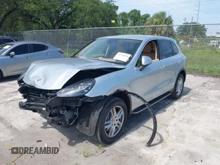 2016 Porsche Cayenne с VIN WP1AA2A2XGLA11351, выставлен на аукционе IAAI как лот 42719210 с пробегом 75 250 миль миль и . История ставок и продаж доступна на DreamBid. Изображение 18.