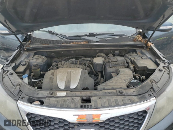 2011 Kia Sorento LX with VIN 5XYKT4A20BG158875, listed as a Copart auction lot 50928455 with 164,784 mi miles and Salvage Title. Bid and sale history available at DreamBid. Image 13.