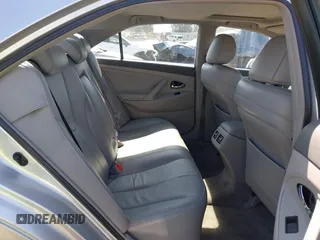 2008 Toyota Camry z VIN 4T1BB46K48U057742, wystawiony jako IAAI lot #42334365 z przebiegiem 210 090 mil mil oraz . Historia ofert i sprzedaży dostępna na DreamBid. Obrazek 8.
