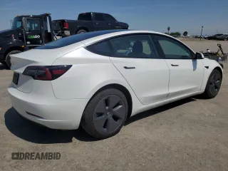 2023 Tesla Model 3 z VIN 5YJ3E1EA1PF684526, wystawiony jako Copart lot #50915345 z przebiegiem 14 109 mil mil oraz Szkoda całkowita • Salvage title. Historia ofert i sprzedaży dostępna na DreamBid. Obrazek 3.