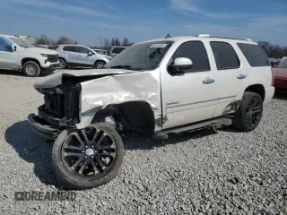 2013 GMC Yukon Denali z VIN 1GKS2EEF2DR118330, wystawiony jako Copart lot #48614845 z przebiegiem 165 248 mil mil oraz Szkoda całkowita • Salvage title. Historia ofert i sprzedaży dostępna na DreamBid. Obrazek 1.