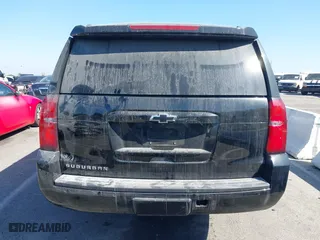 2018 Chevrolet Suburban LT with VIN 1GNSCHKCXJR262926, listed as a IAAI auction lot 41675862 with 181,117 mi miles. Bid and sale history available at carsss.com. Image 16.