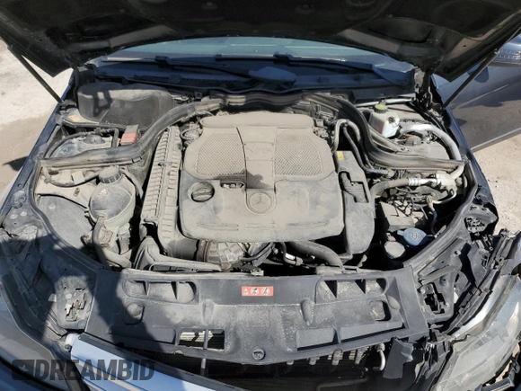 2013 Mercedes-Benz C 300 Sport z VIN WDDGF8AB3DG122432, wystawiony jako Copart lot #47444215 z przebiegiem 139 825 mil mil oraz Szkoda całkowita • Salvage title. Historia ofert i sprzedaży dostępna na DreamBid. Obrazek 12.