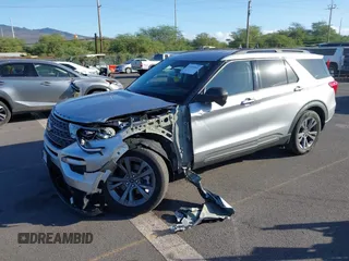 2021 Ford Explorer XLT with VIN 1FMSK7DH0MGB71478, listed as a IAAI auction lot 41495842 with 20,116 mi miles. Bid and sale history available at carsss.com. Image 2.