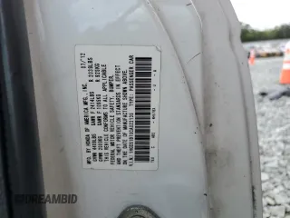2012 Honda Accord EX z VIN 1HGCS1B70CA022135, wystawiony jako Copart lot #56799685 z przebiegiem 261 083 mil mil oraz Czysty tytuł • Clean title. Historia ofert i sprzedaży dostępna na DreamBid. Obrazek 12.
