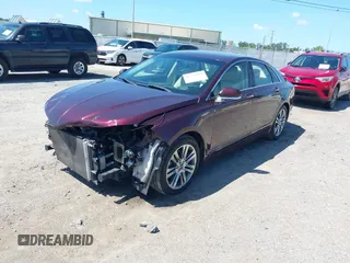 2013 Lincoln MKZ z VIN 3LN6L2GKXDR824996, wystawiony jako IAAI lot #42574204 z przebiegiem 81 370 mil mil oraz . Historia ofert i sprzedaży dostępna na DreamBid. Obrazek 2.