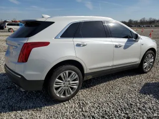 2018 Cadillac XT5 Premium Luxury FWD z VIN 1GYKNERS3JZ139719, wystawiony jako Copart lot #52436595 z przebiegiem Nie podano mil oraz Szkody całkowita. Historia ofert i sprzedaży dostępna na DreamBid. Obrazek 3.