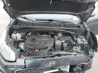 2021 Kia Sportage EX with VIN KNDPN3AC7M7920408, listed as a IAAI auction lot 41421579 with 70,921 mi miles and . Bid and sale history available at DreamBid. Image 10.