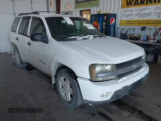 2003 Chevrolet TrailBlazer LS with VIN 1GNDT13S132410740, listed as a IAAI auction lot 41628434 with 255,770 mi miles. Bid and sale history available at carsss.com. Image 1.