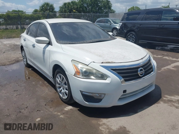 2015 Nissan Altima S with VIN 1N4AL3AP5FC459711, listed as a IAAI auction lot 42175139 with 146,952 mi miles and . Bid and sale history available at carsss.com. Image 1.
