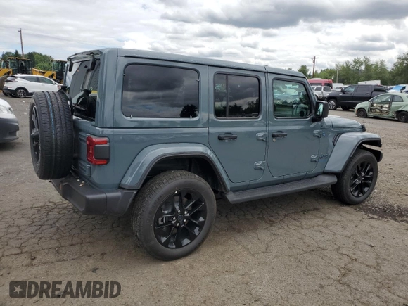 2025 Jeep Wrangler Sahara with VIN 1C4RJXP6XSW585466, listed as a Copart auction lot 62947775 with 1,538 mi miles and Clean title. Bid and sale history available at DreamBid. Image 3.