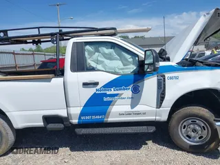2023 Ford F-250 XL с VIN 1FTBF2BA8PEC60782, выставлен на аукционе IAAI как лот 42259327 с пробегом 22 665 миль миль и . История ставок и продаж доступна на DreamBid. Изображение 13.