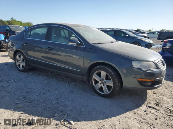 2009 Volkswagen Passat Komfort z VIN WVWJK73C49P049140, wystawiony jako Copart lot #53472005 z przebiegiem 193 458 mil mil oraz Szkoda całkowita • Salvage title. Historia ofert i sprzedaży dostępna na DreamBid. Obrazek 4.