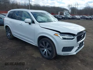 2020 Volvo XC90 Momentum with VIN YV4102PK8L1552784, listed as a IAAI auction lot 41416039 with 53,302 mi miles. Bid and sale history available at carsss.com. Image 1.