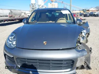 2017 Porsche Cayenne S z VIN WP1AB2A27HLA53653, wystawiony jako IAAI lot #41439419 z przebiegiem 100 740 mil mil oraz . Historia ofert i sprzedaży dostępna na DreamBid. Obrazek 12.