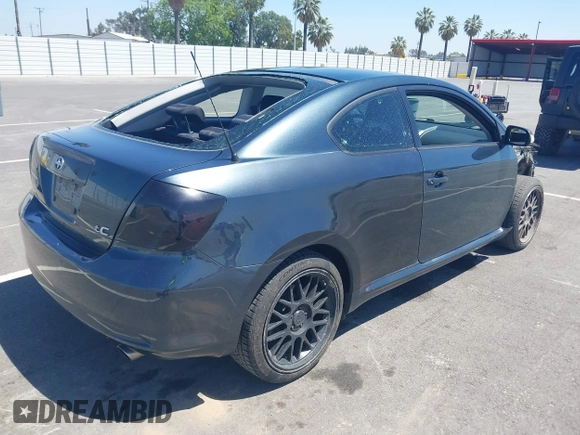 2010 Scion tC z VIN JTKDE3B71A0313857, wystawiony jako IAAI lot #42193489 z przebiegiem 132 884 mil mil oraz . Historia ofert i sprzedaży dostępna na DreamBid. Obrazek 4.