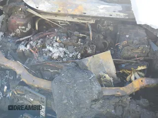 2019 Ford Escape SE z VIN 1FMCU9GDXKUA02974, wystawiony jako IAAI lot #41418960 z przebiegiem Nie podano mil oraz . Historia ofert i sprzedaży dostępna na DreamBid. Obrazek 10.